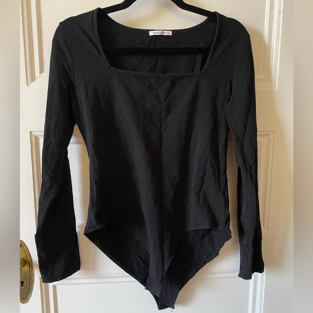 🌻Long Sleeve Black Bodysuit